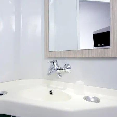Première Classe Lyon Sud * Vienne (Isere)
