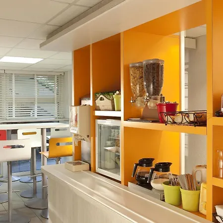 Première Classe Lyon Sud * Vienne (Isere)